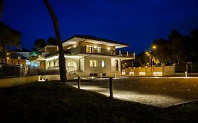 Aurum Suites